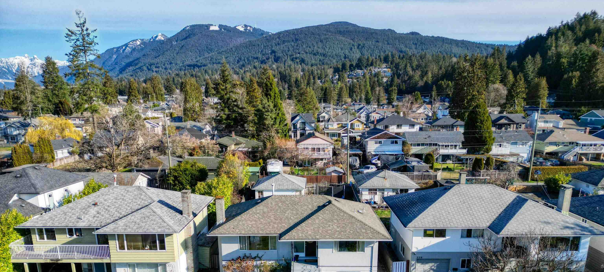 Blueridge Homes & Condos - MLS Listings For Sale